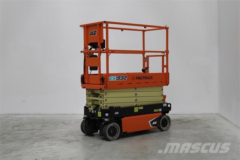 JLG R1932 Makasli platformlar