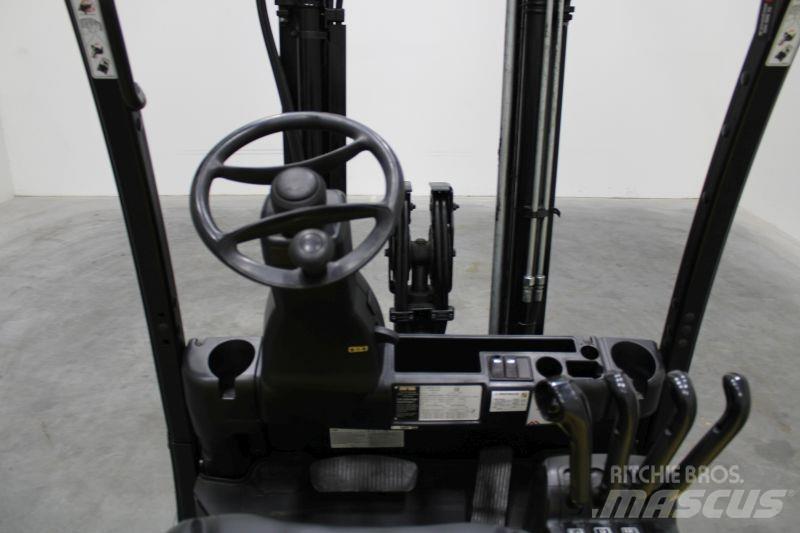 Yale ERP25VL Elektrikli forkliftler