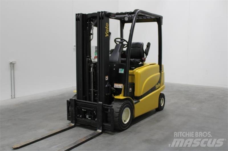 Yale ERP25VL Elektrikli forkliftler