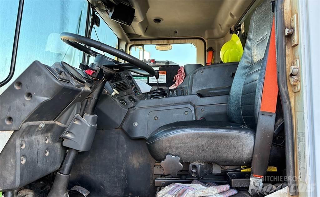 Mack 600 Atik kamyonlari