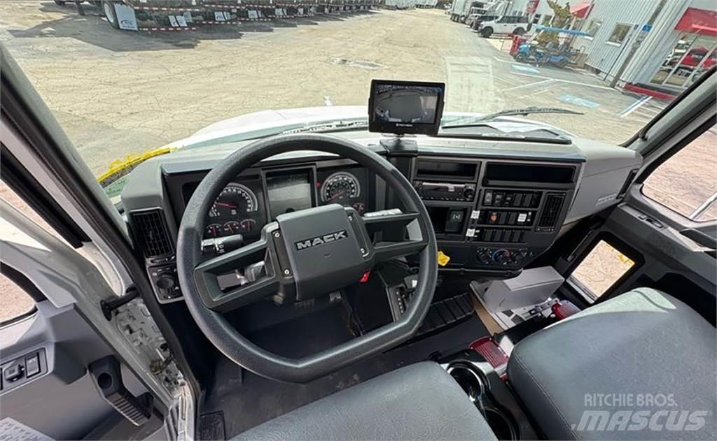 Mack MD6 Atik kamyonlari