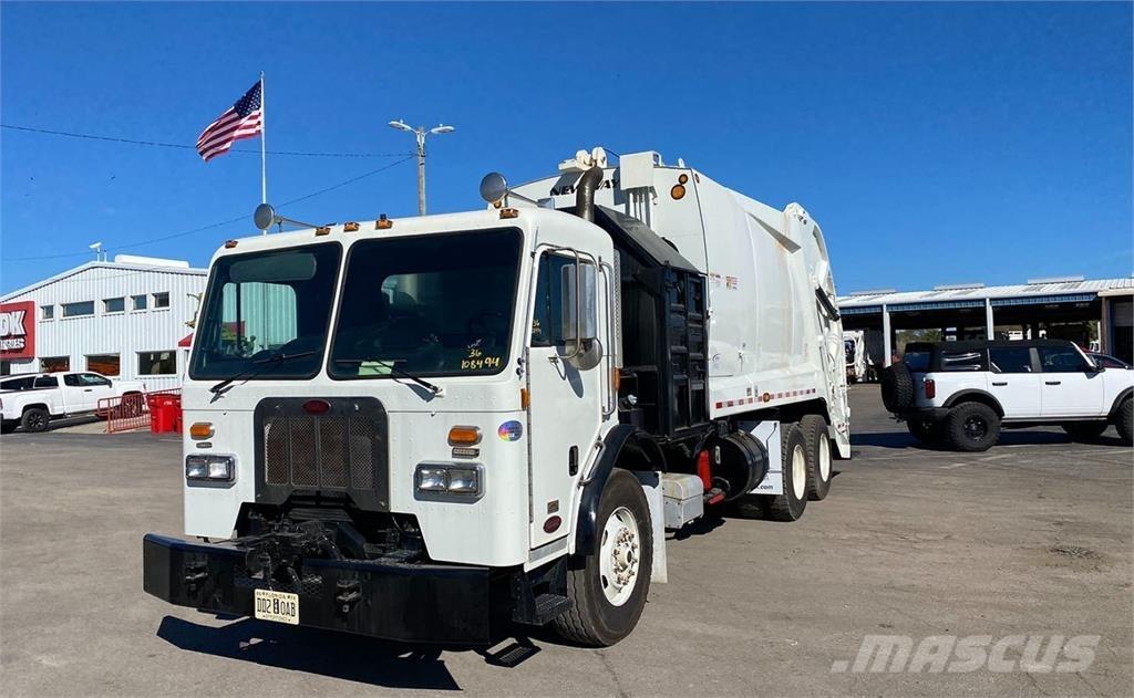 Peterbilt 320 Atik kamyonlari