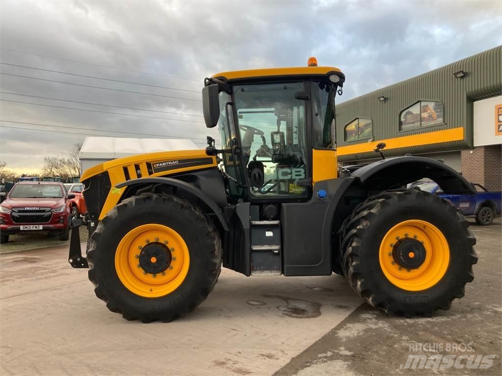 JCB 4220 Traktörler