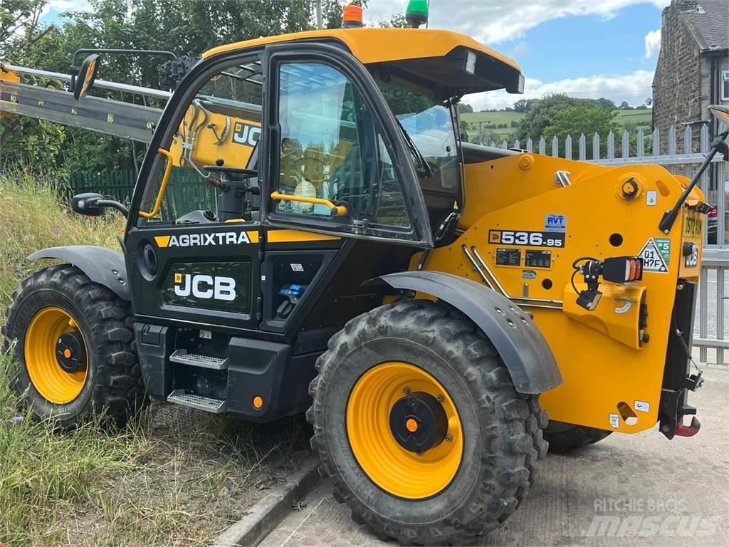 JCB 536-95 Tarimsal teleskopik yükleyiciler