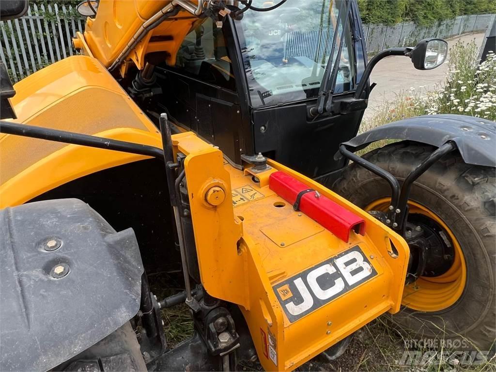 JCB 536-95 Tarimsal teleskopik yükleyiciler
