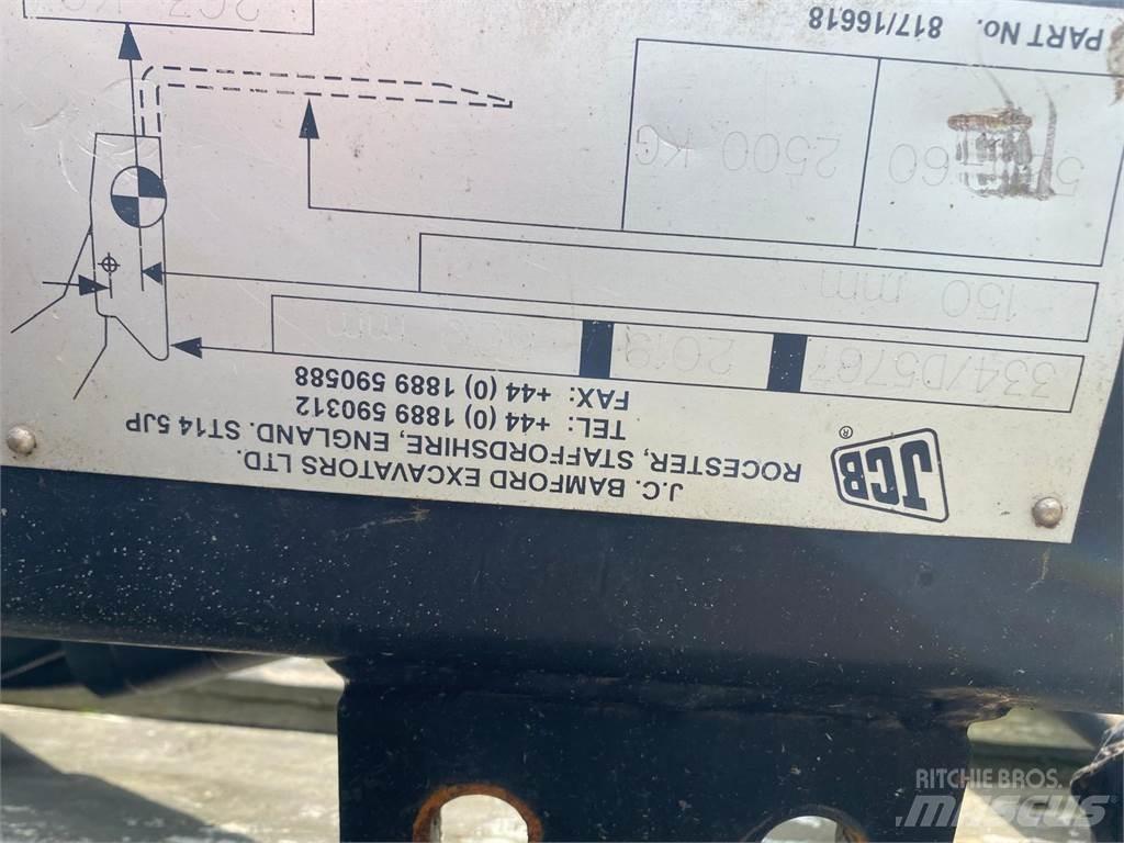 JCB Q-FIT Tarimsal teleskopik yükleyiciler