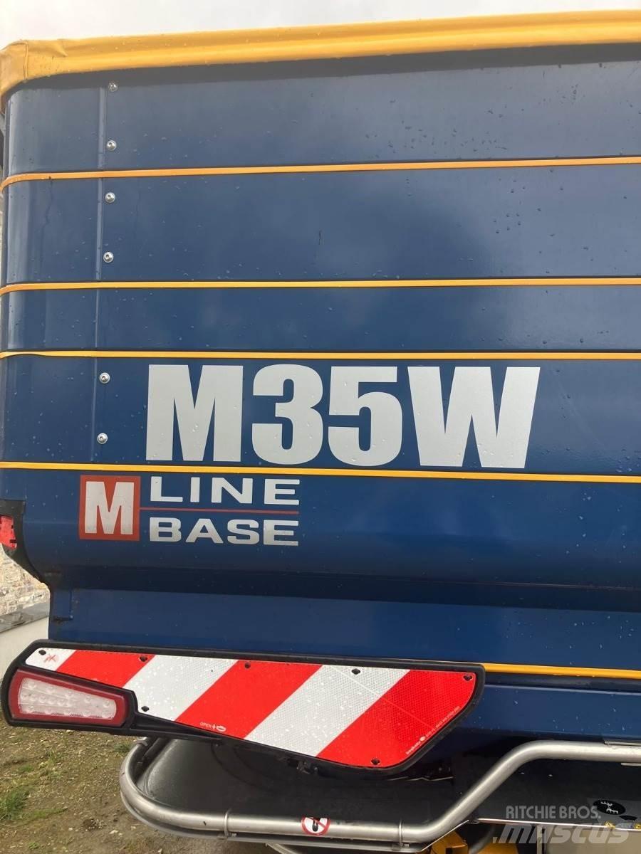 Krm M35W Gübre dagitma tankerleri