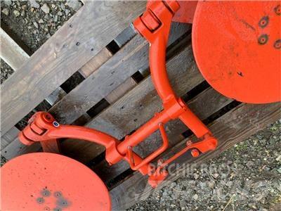 Kuhn  Pulluklar