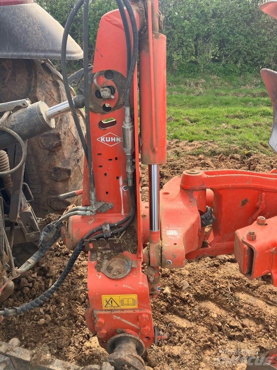 Kuhn MM123 Pulluklar