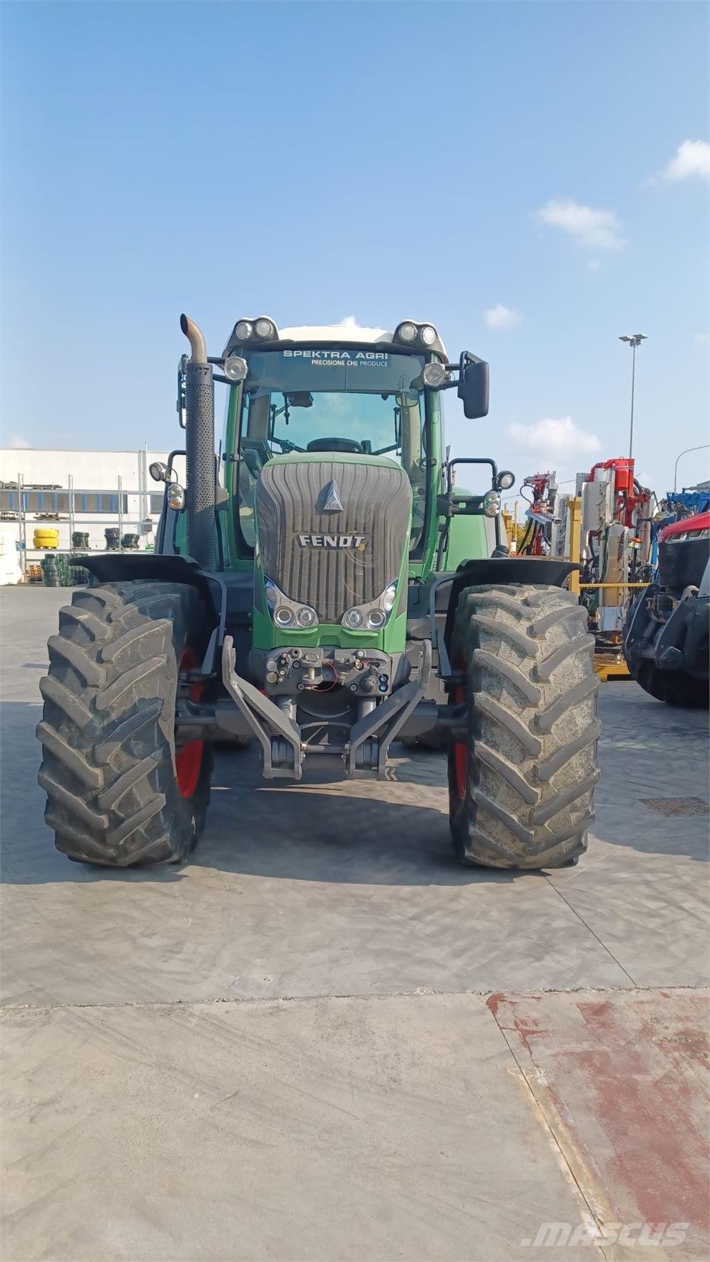 Fendt 828 SCR Traktörler