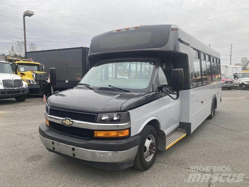 Chevrolet Express Minibüsler