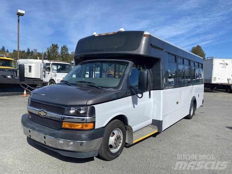 Chevrolet Express Minibüsler