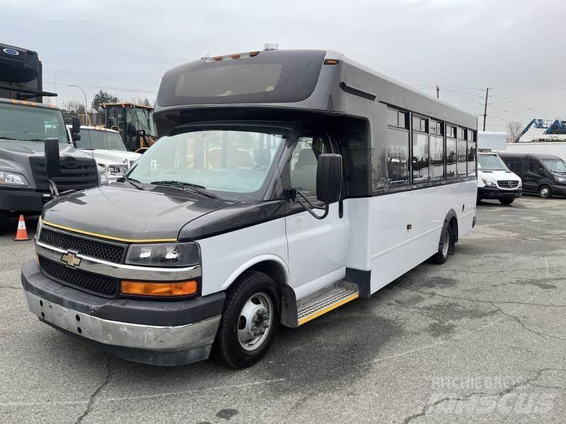 Chevrolet Express Minibüsler