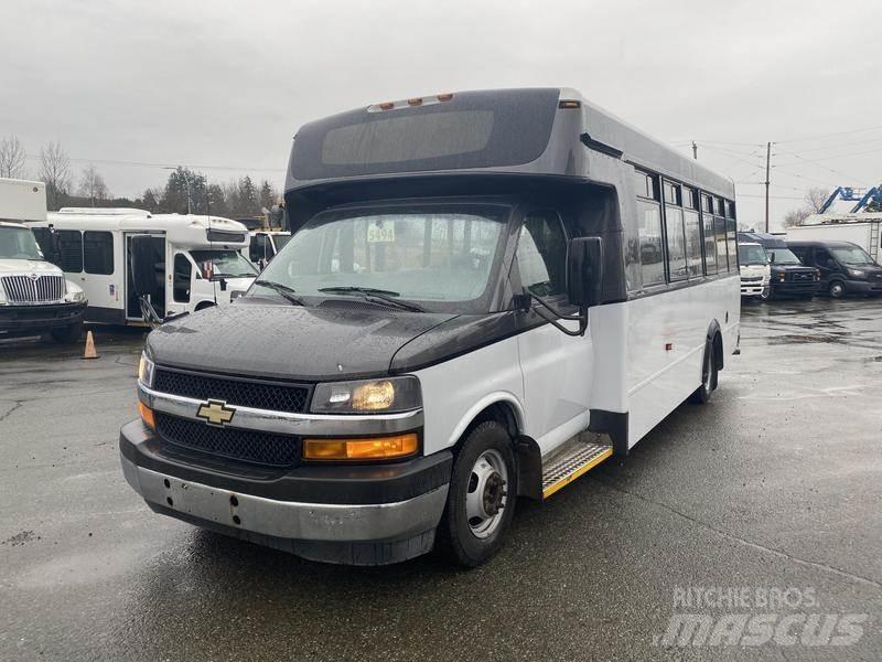 Chevrolet Express Minibüsler