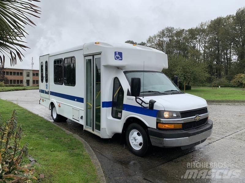 Chevrolet Express Minibüsler