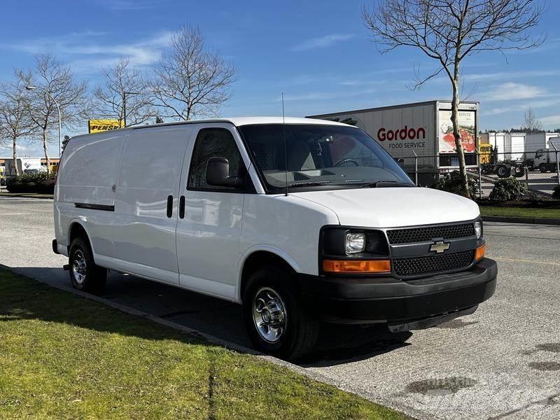 Chevrolet Express Panel vanlar