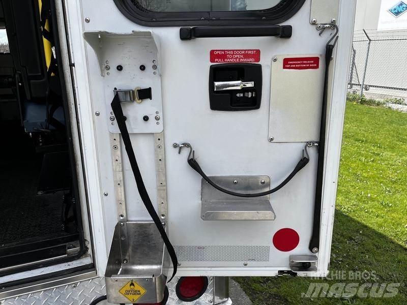 Chevrolet Express Panel vanlar