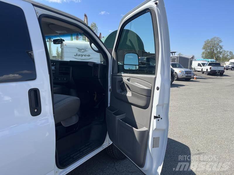 Chevrolet Express Panel vanlar