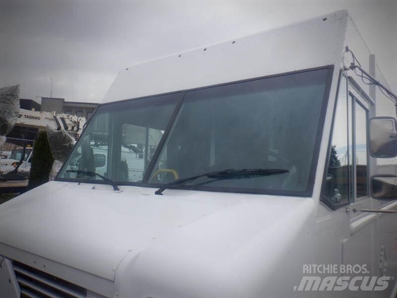 Ford E-450 Panel vanlar