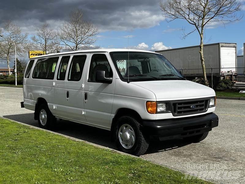 Ford Econoline Otomobiller