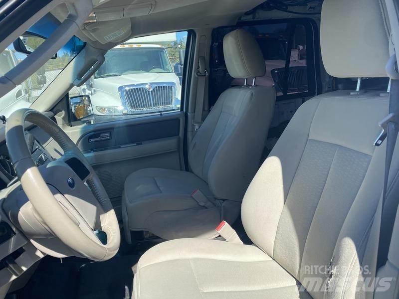 Ford Expedition Otomobiller