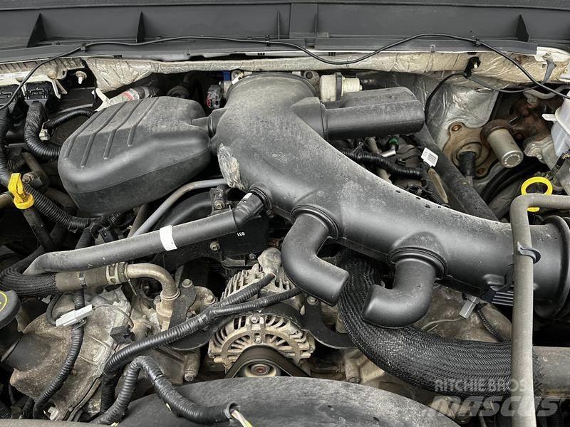 Ford F-550 Araç üzeri vinçler
