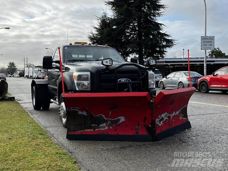 Ford F-550 Kar küreme biçaklari