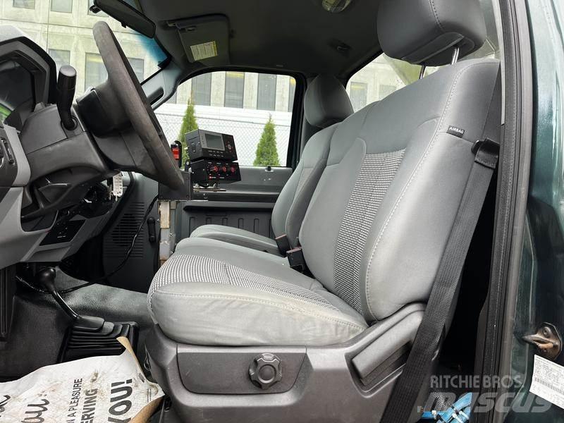 Ford F-550 Kar küreme biçaklari