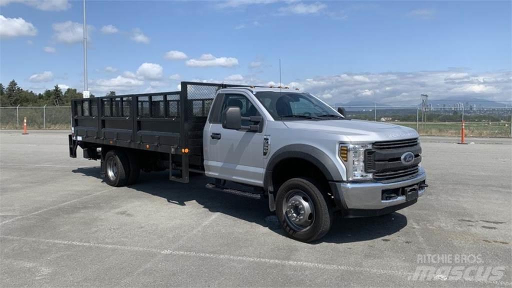 Ford F-550 Flatbed kamyonlar