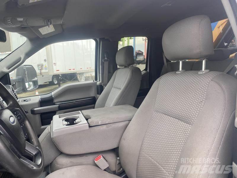 Ford F-550 Araç üzeri vinçler