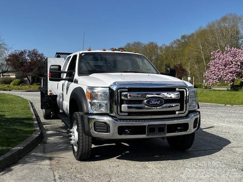 Ford F-550 Flatbed kamyonlar