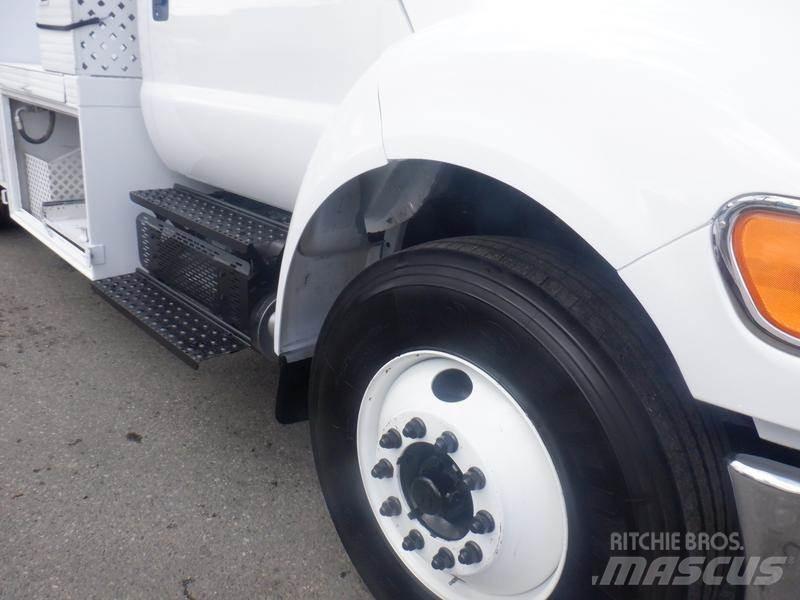 Ford F-750 Belediye / genel amaçli araçlar