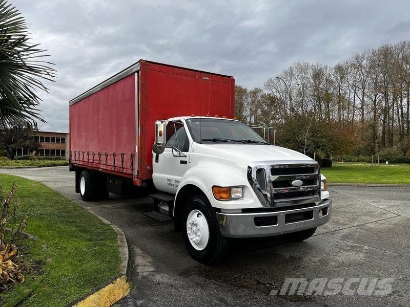 Ford F-750 Panel vanlar