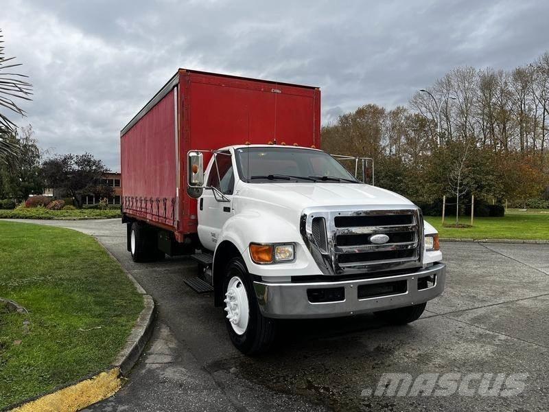 Ford F-750 Panel vanlar