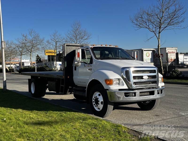 Ford F-750 Flatbed kamyonlar