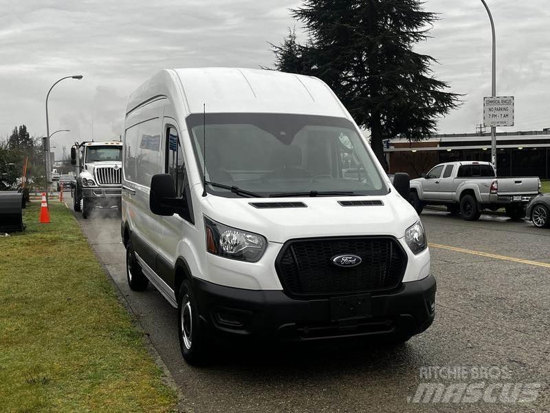 Ford Transit Panel vanlar