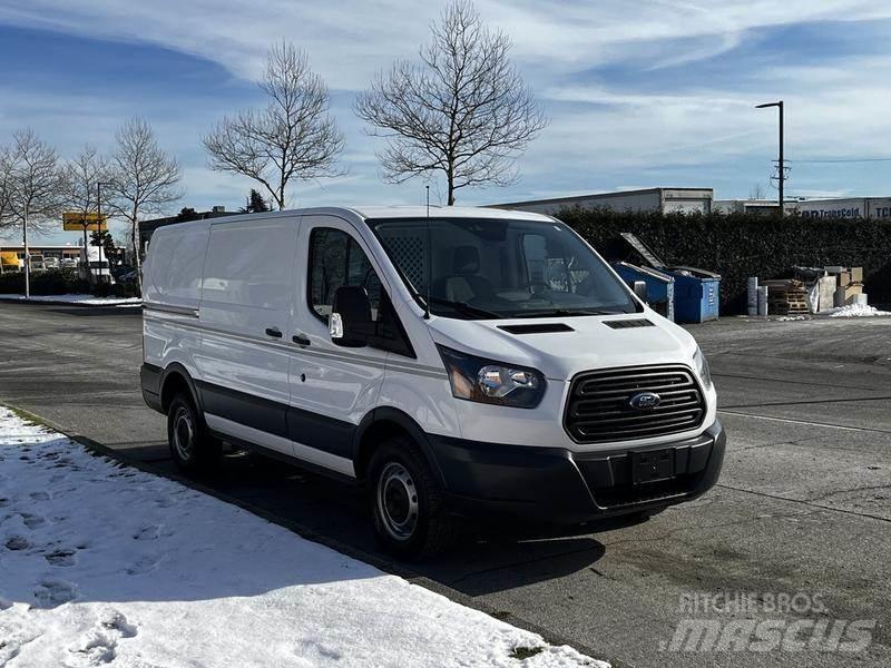 Ford Transit Panel vanlar