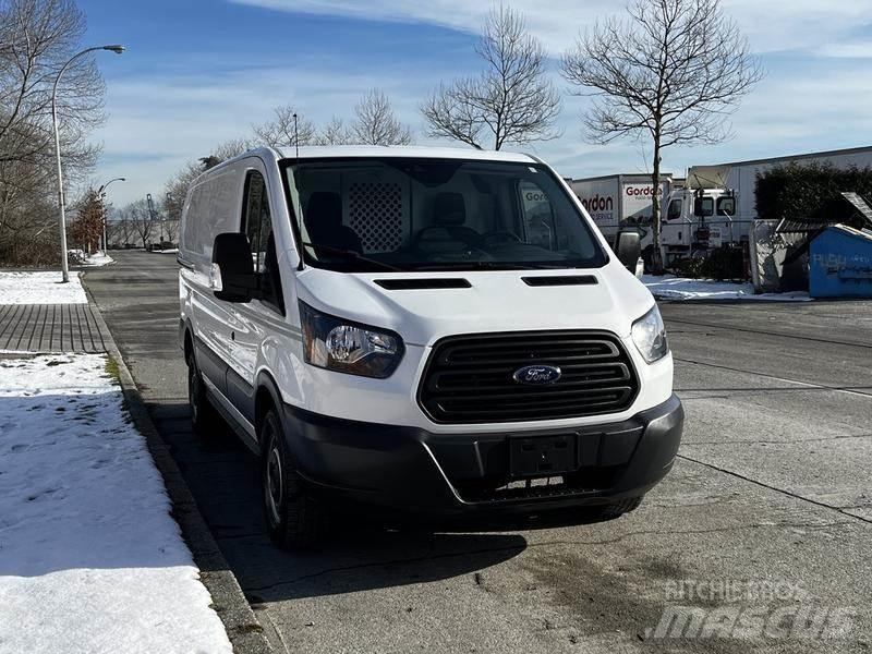 Ford Transit Panel vanlar