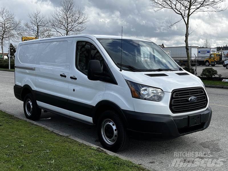 Ford Transit Panel vanlar