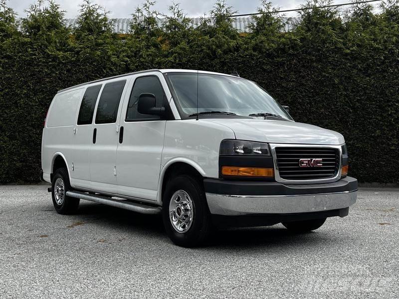 GMC Savana Panel vanlar