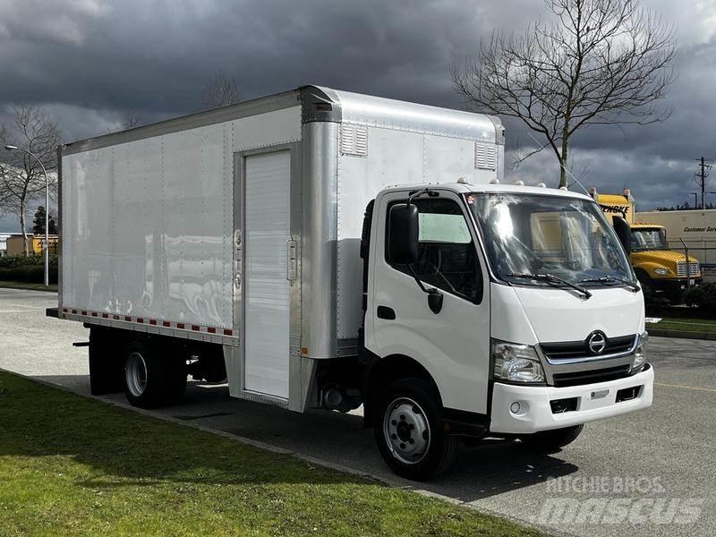 Hino 195 Panel vanlar