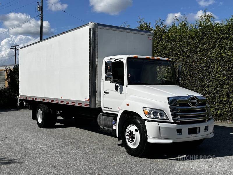 Hino 338 Panel vanlar