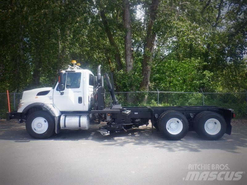 International 7400 Çekiciler