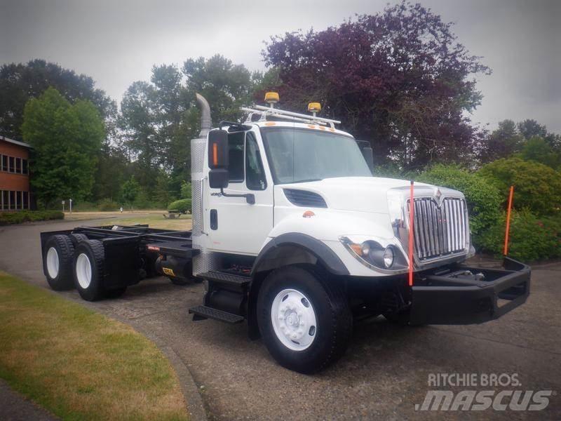 International 7400 Çekiciler