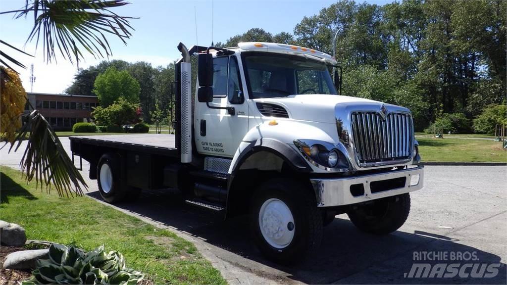 International 7400 Flatbed kamyonlar