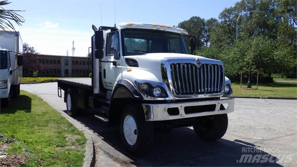 International 7400 Flatbed kamyonlar