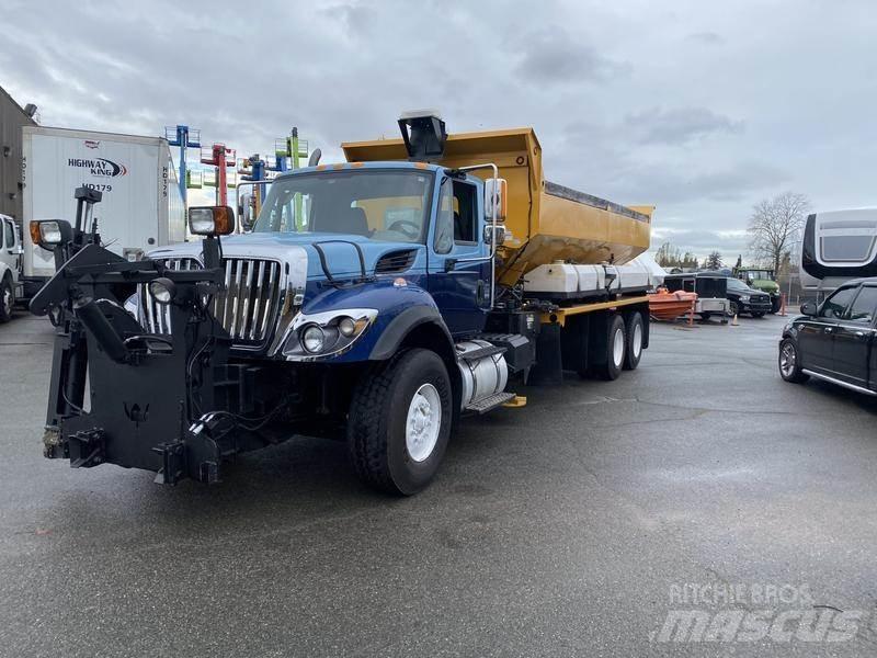 International 7400 Kar küreme biçaklari