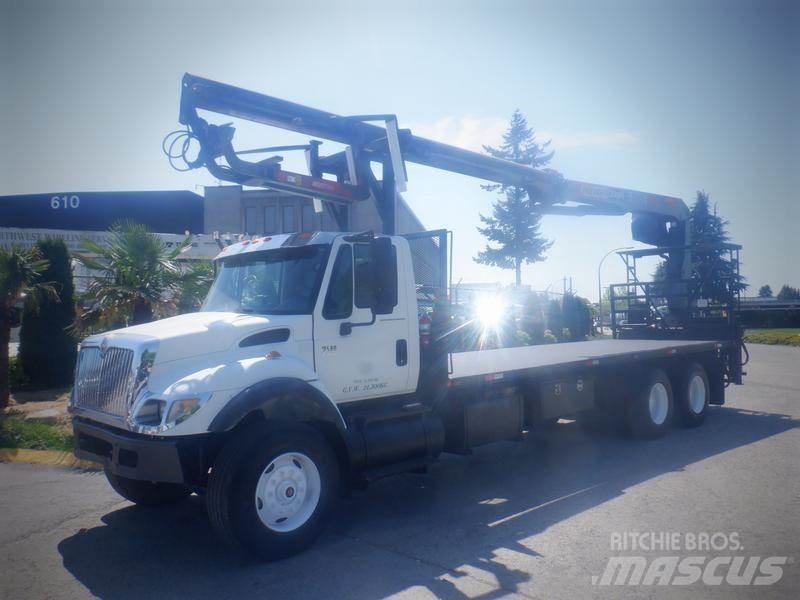 International 7500 Araç üzeri vinçler