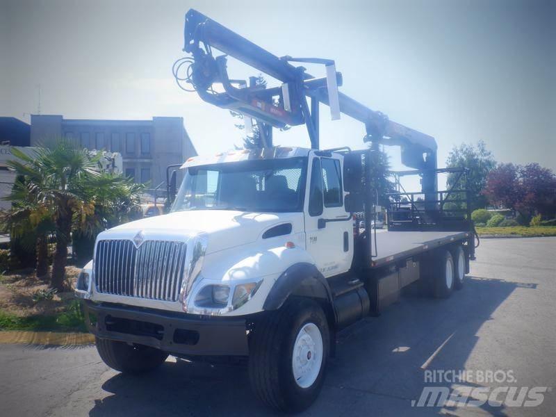 International 7500 Araç üzeri vinçler