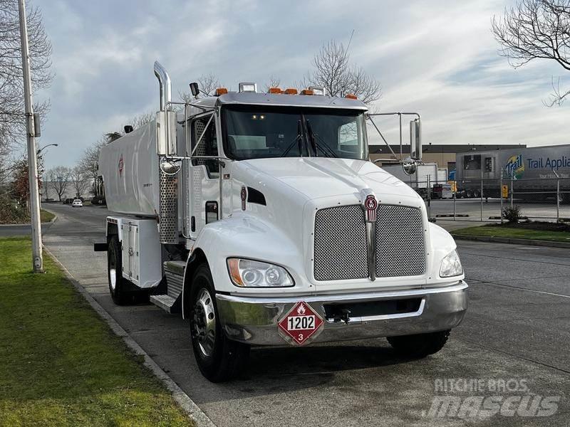 Kenworth T300 Tankerli kamyonlar